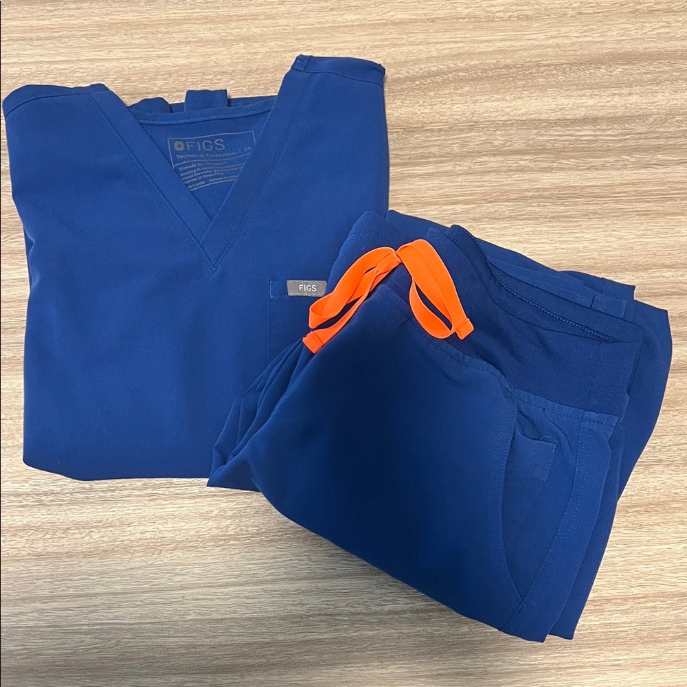 Figs Winning Blue Scrub Set. EUC.